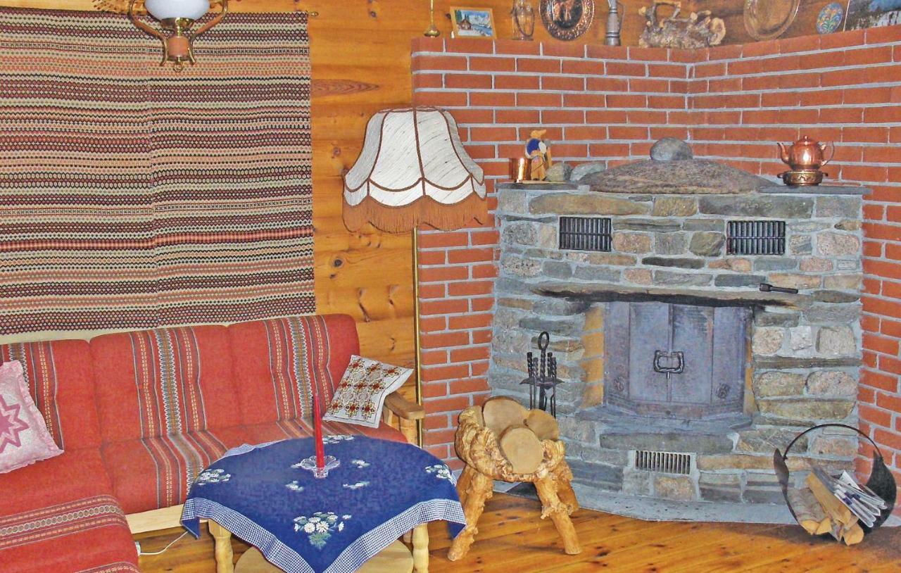 Cozy Home In Fjaerland With House A Mountain View エクステリア 写真